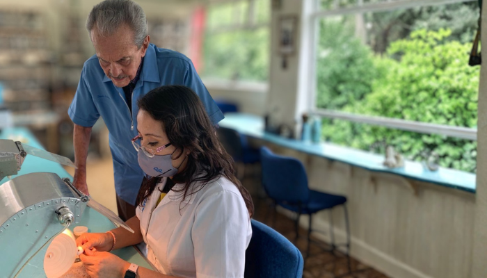 Pioneros en Prótesis Oculares
